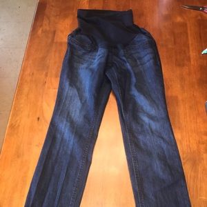 Maternity jeans medium over belly
